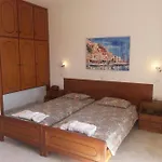 Отель Mike's House Фалираки
