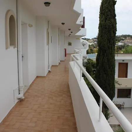 Mike's House Otel