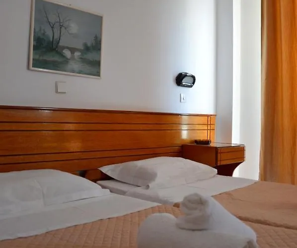 Mike's House Hotel