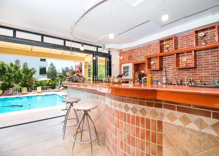 酒店 Mike's House 法里拉基