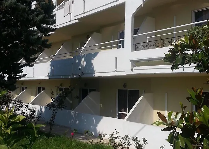 Mike's House 2* 法里拉基