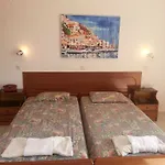 Mike's House Hotel