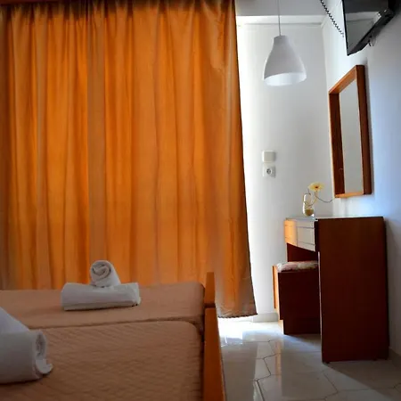 Mike's House 2* Φαληράκι