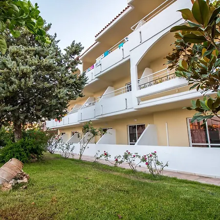 فندق Mike's House فاليراكي